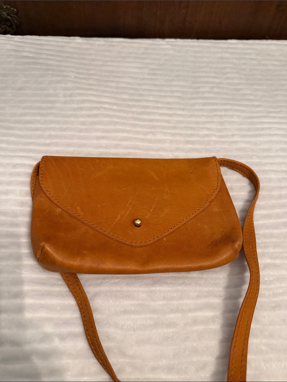 Minimal Tan Leather Crossbody Bag with Envelope Flap